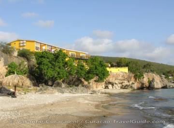 Westpunt Beach