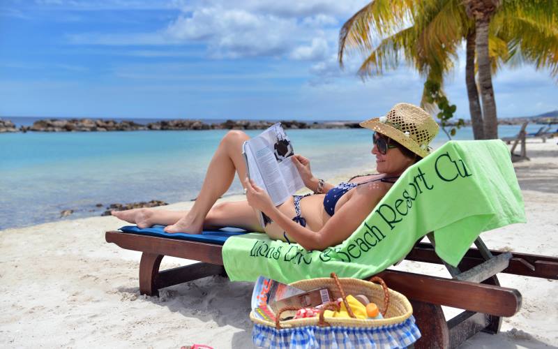 Lions Dive & Beach Resort